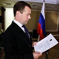 Медведев внесет в Госдуму новый антикоррупционный закон